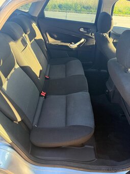 Predám Ford mondeo - 13