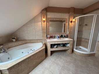 Na predaj poschodový rodinný dom, Nové Zámky - 13