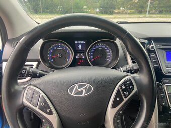 Hyundai i30 CW 1.6i MPI, 88kW, M6 - 13