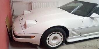 CORVETTE C4 - 13