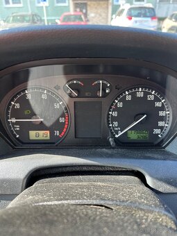 Škoda fabia 1.4 mpi sedan - 13