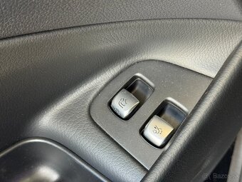 Mercedes E 400d 4x4 automat 9st. rok 2020 - 13