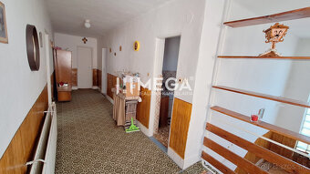 ZNÍŽENÁ CENA  - Na predaj rodinný dom v meste SNINA - 13