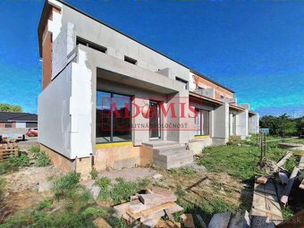 Predám 4-izbový veľký tehlový dom 220m2 Nižná Hutka,garáž,2x - 13