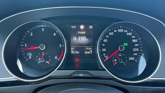 Volkswagen Passat 2.0 TDI DSG - 13
