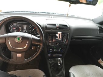 Škoda OCTAVIA 2 RS - 13