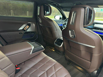 BMW Rad 7 740d mHEV xDrive A/T - 13