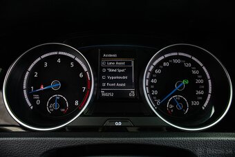 VW Golf R Variant 221kW DSG Panorama, Koža, ACC - 13