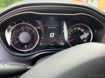 Dodge Challenger Coupé 362kw Automat - 13