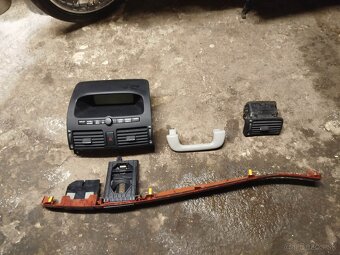 Predám náhradné diely Toyota Avensis - 13