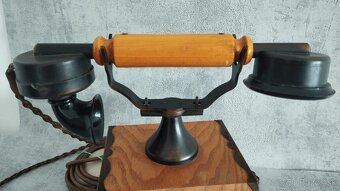 Starý telefon Tesla k dekoraci. - 13