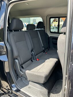 VW Caddy Maxi 2.0 TDI 110kW - 7 - miest - 13