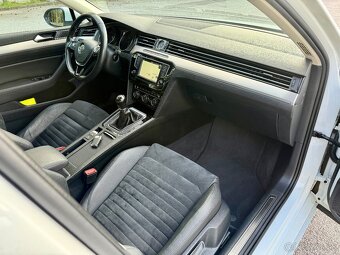 VOLKSWAGEN PASSAT 2.0TDI HIGHLINE len 95tkm - 13