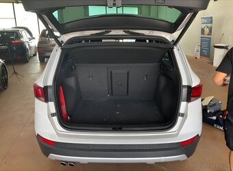 Seat Ateca 2.0TDI DSG 4x4 140kw Full led Navi - 13