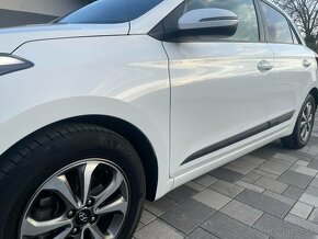 Hyundai i20, 1.25benz., M5, 62kw, 2019, 36700km - 13