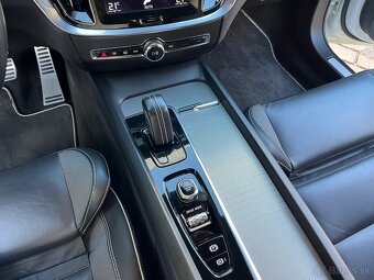 Volvo V60 B4 R-Design 2.0D 145kW rv.2021 - 13