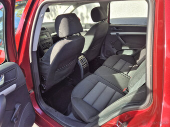 Škoda Octavia 1,6 i Automat Klima Combi ALU 99.999Kč - 13