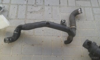 VW Passat b6 2.0tdi 103kw-Rozpredam - 13