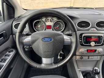 Ford Focus 2.0 LPG Titanium 2010 - 13