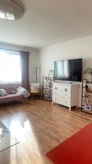 BRESTOVANY - Pekný 3 izbový rodinný dom - 13