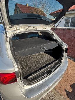 Toyota Avensis Combi 1.8 Valvematic Active MDS - 13