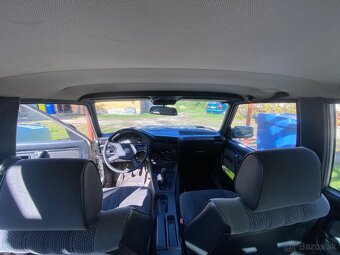 Predám BMW E30 - 13