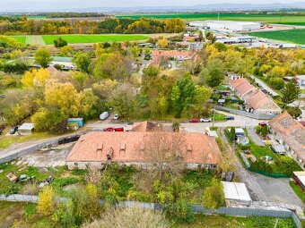 LÚČNY DVOR - INVESTIČNÝ STAVEBNÝ POZEMOK - 2 495 M2 - 13