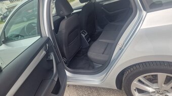 ŠKODA OCTAVIA COMBI 1.6 TDI - 13