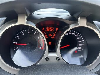 Nissan Juke 1.6 86kW 2012 153807km AUTOMAT - 13