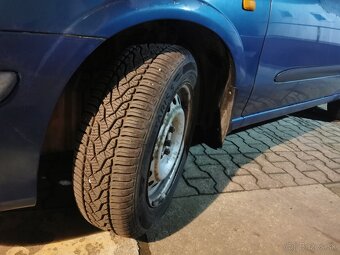 Nissan Almera 1.5 - 13