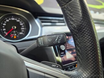 Volkswagen Passat Variant 1.4 TSI GTE Plug-In Hybrid 160 kW - 13