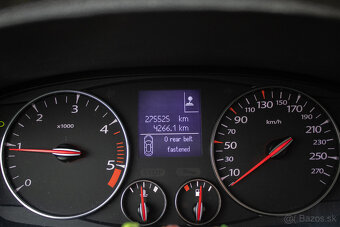 Renault Laguna Grandtour Grand 2.0 dCi 4control - 13