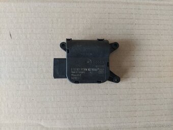 servomotor kurenia a klimatizácie Octavia 2, Superb 2 - 13