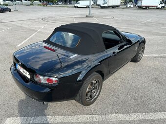 Mazda mx5 NC - 13