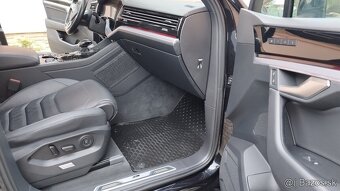 Volkswagen Touareg ,R line,3,0 TDI ,210kw.full výbava, - 13