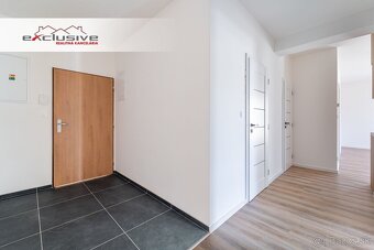 3 IZBOVÝ BYT – TRNKOV, 69 M², PARKOVACIE STÁTIE - 13