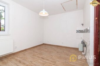 PREDAJ 4 iz RODINNÝ DOM S GARÁŽOU ČULENOVA HC - 13