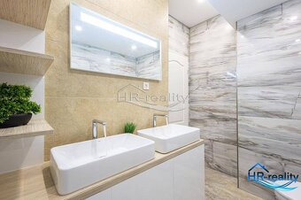 Krásny apartmán v Starej Novalji, 2 rada od mora - 13