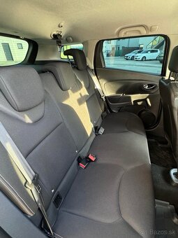 Renault Clio - 13
