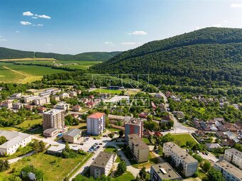 REZERVOVANÉ - EXKLUZÍVNE iba v TUreality bol rezervovaný... - 13