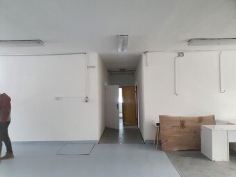 Prenájom - komerčné Priestory 200 m2 v Levoči. - 13
