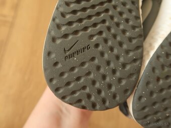 Tenisky NIKE č. 27,5 (vnút. dĺžka 17,7 cm) - 13