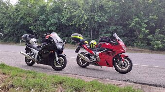 Honda VFR 800 F, posledny model 2014-2021,kup SR, minimum km - 13