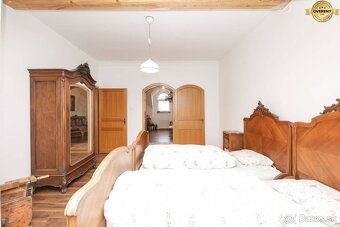 JEDINEČNÝ 7 IZ. RD S MOŽNOSŤOU DVOJGENERAČNÉHO BÝVANIA - 13
