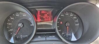 Seat Ibiza 1.2i Reference,benzín,manuál, 51kw, rok 2010 - 13