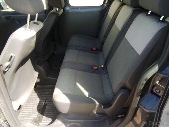 Predám VW Caddy Maxi 1.6TDi, 75kw, manuál 5 stup - 13