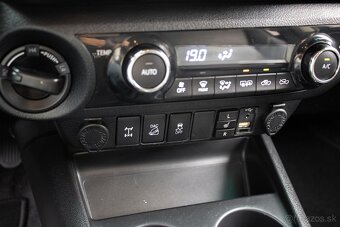 Toyota Hilux DC 2.4 I D-4D Executive A/T - 13