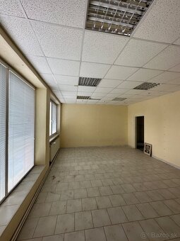 Budova s viacerými možnosťami využitia Moldava n/B - 13