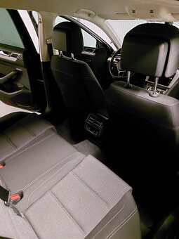 VW Passat Variant 2.0 TDI BMT Business Comfortline DSG (B8) - 13
