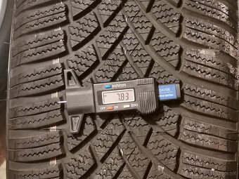 Audi Q4 e-tron - originál 19" alu s pneu - DOT 24 7+ mm - 13